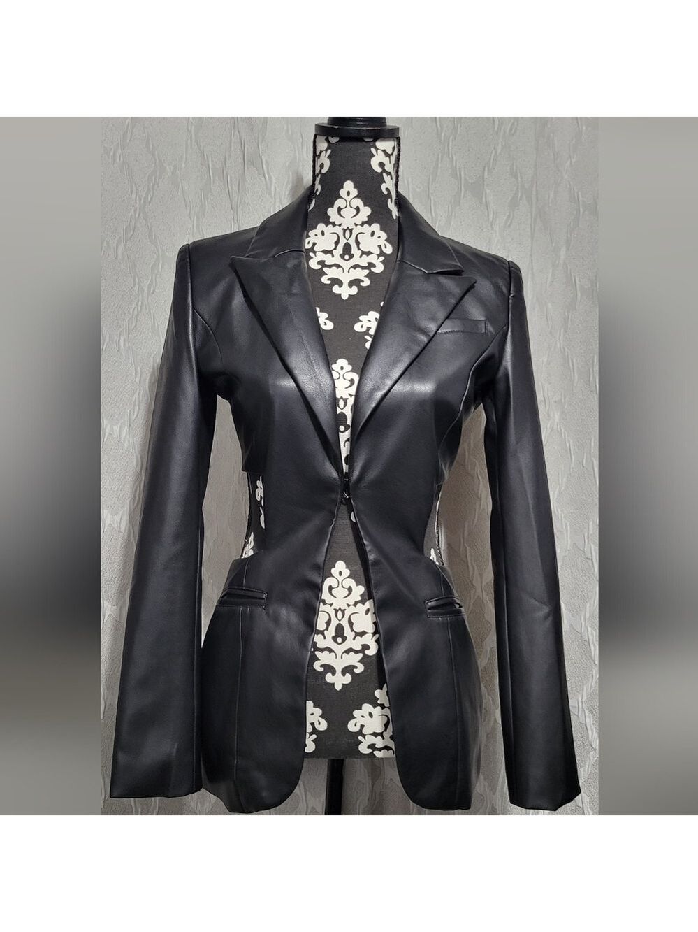LUXE TO KILL - Faux Leather Cutout Back Black Jacket – Edgy & Stylish